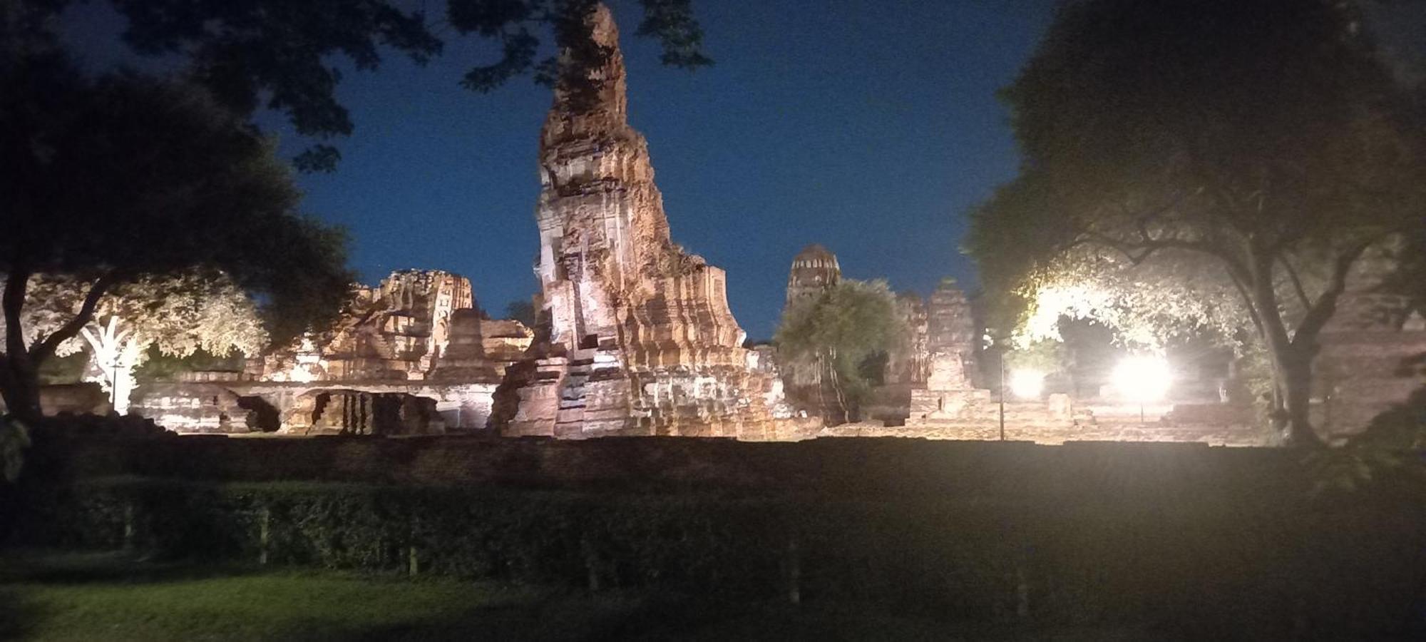 Plus Hostel Ayutthaya Kültér fotó