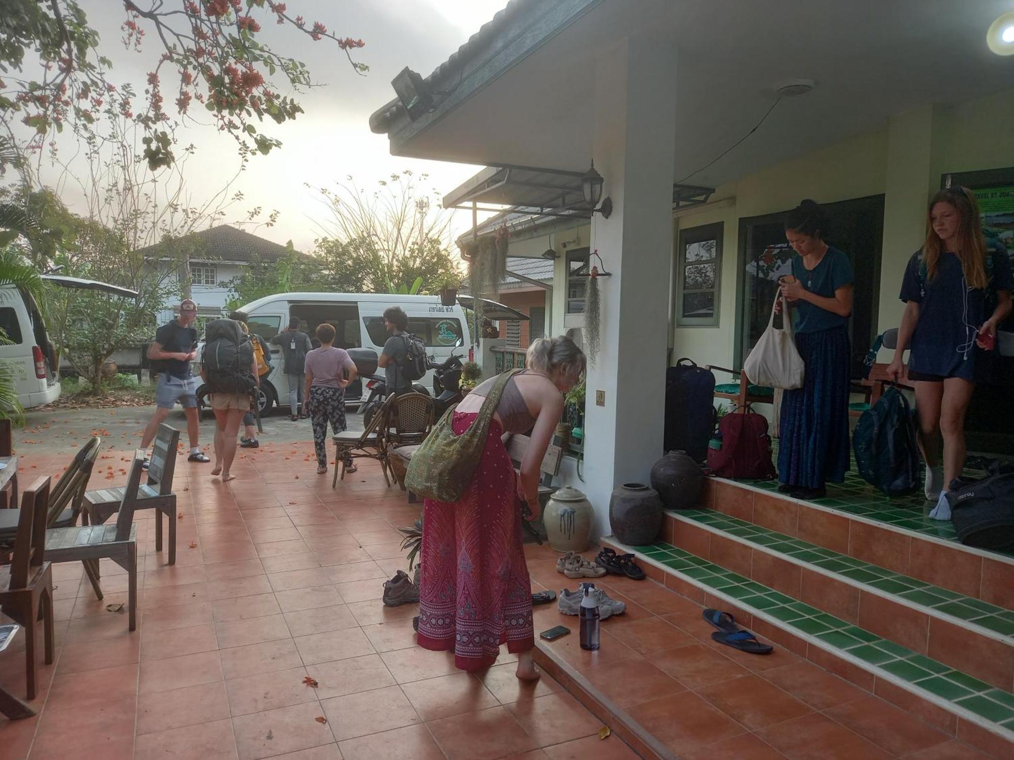Plus Hostel Ayutthaya Kültér fotó