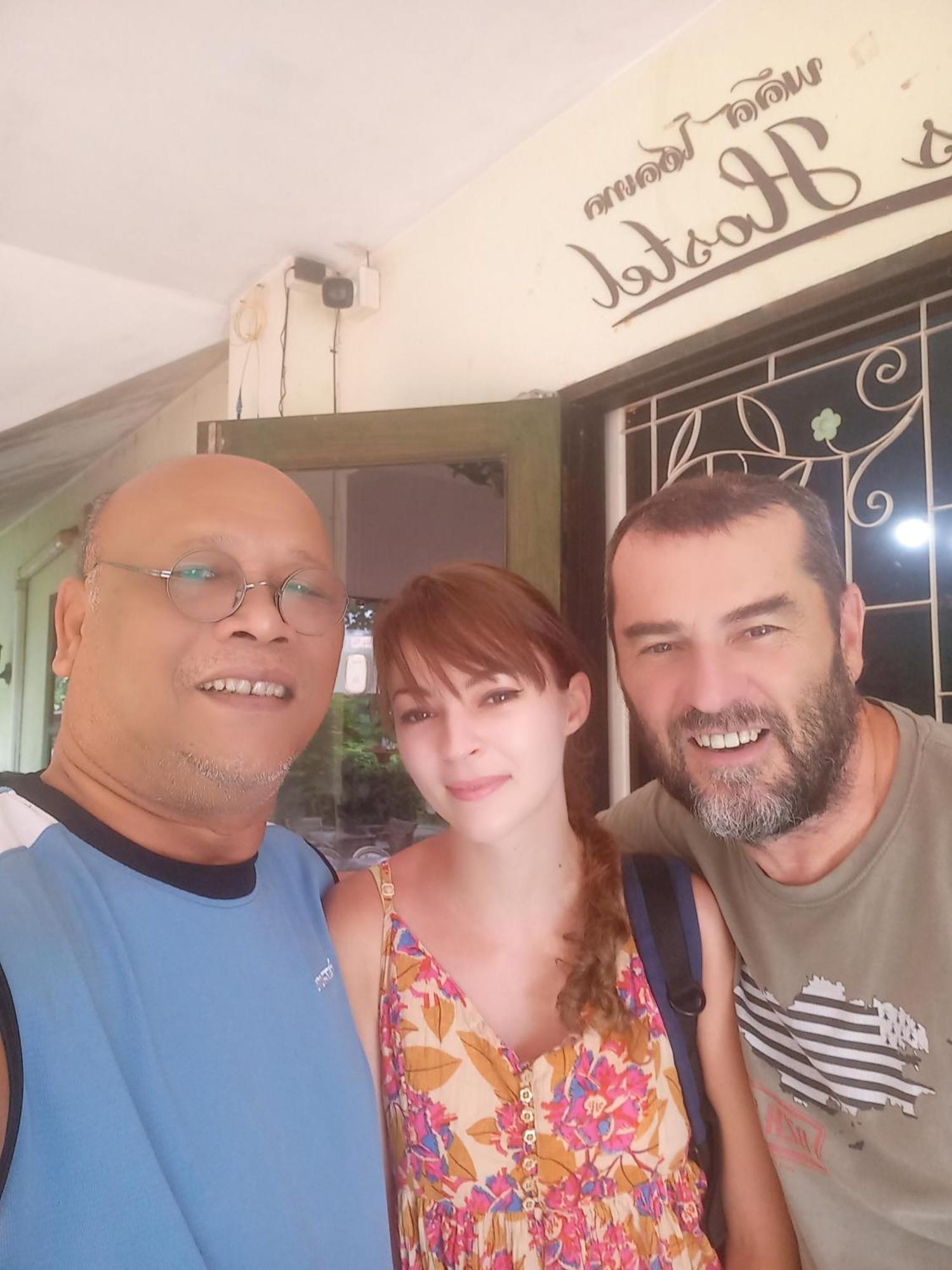 Plus Hostel Ayutthaya Kültér fotó